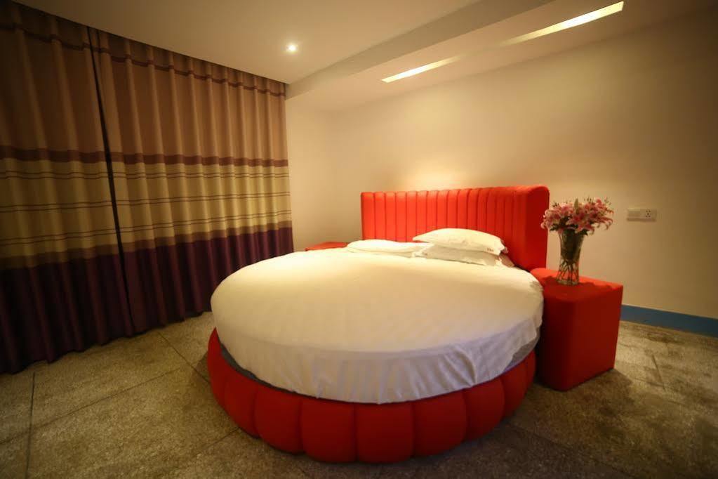Luoyang Heartland International Youth Hostel Dış mekan fotoğraf